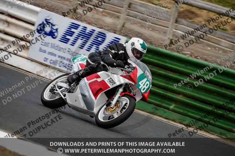 Vintage motorcycle club;eventdigitalimages;mallory park;mallory park trackday photographs;no limits trackdays;peter wileman photography;trackday digital images;trackday photos;vmcc festival 1000 bikes photographs